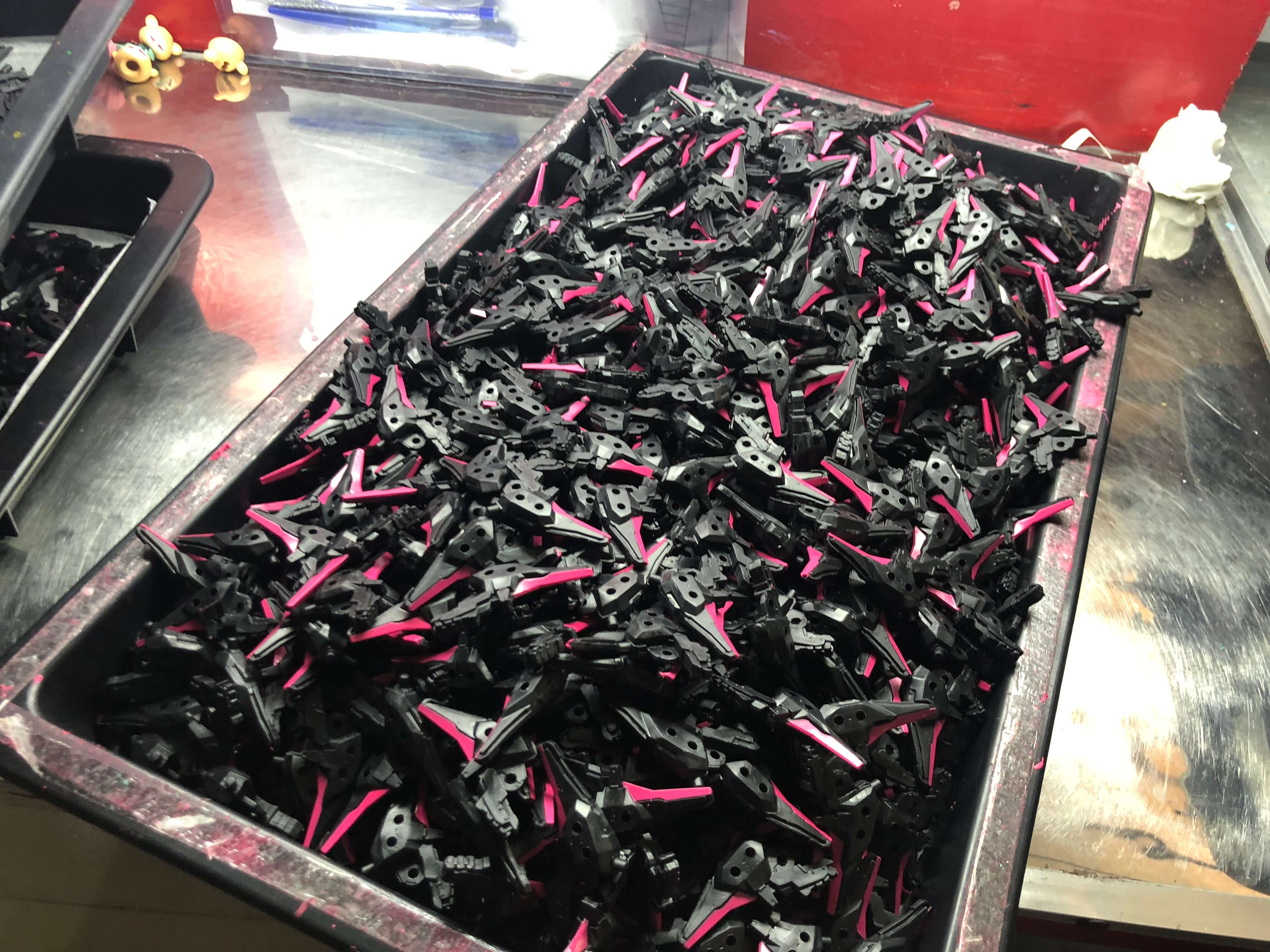 What countries does l'oréal operate in image