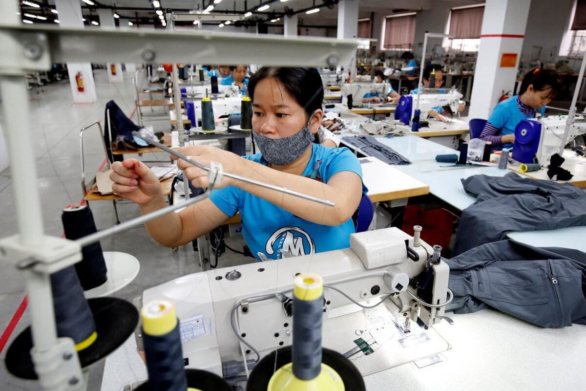 garment_factory_in_vietnam